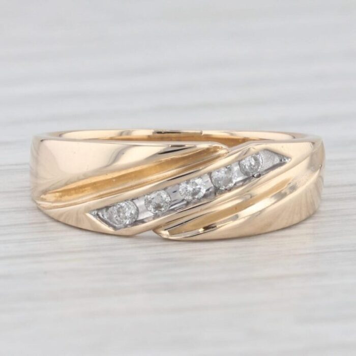 015ctw diamond mens wedding band 14k yellow gold size 85 ring 8581