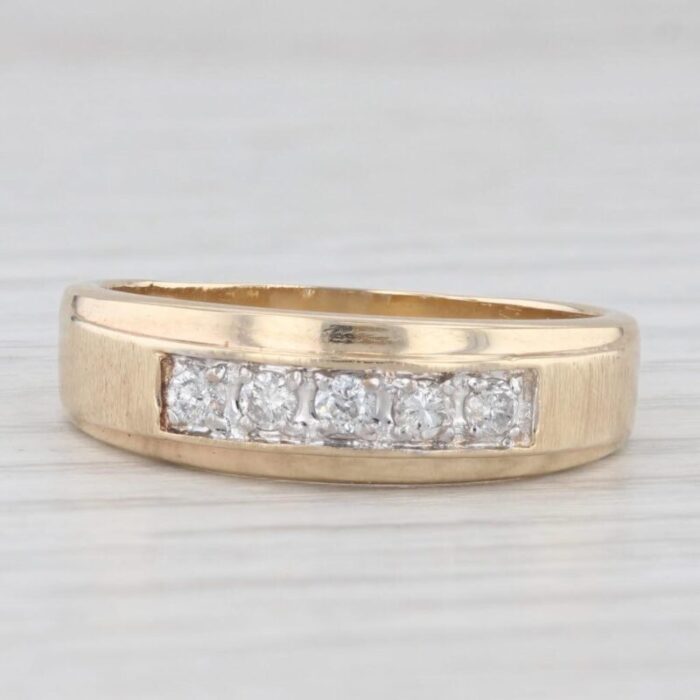 025ctw diamond mens wedding band 14k yellow gold size 1025 ring 0107