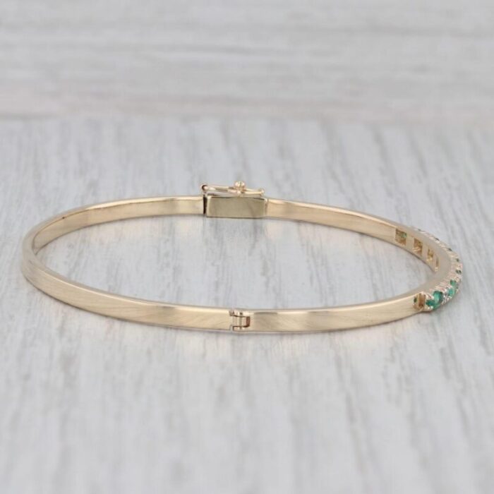 055ctw emerald diamond bangle bracelet 14k yellow gold 675 0975