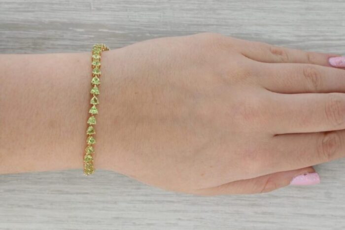 10ctw green peridot tennis bracelet 14k yellow gold 75 5mm 8854