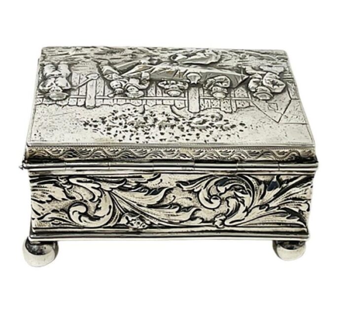 17th century silver box with scene of 5 men drinking by simon rosenau 4