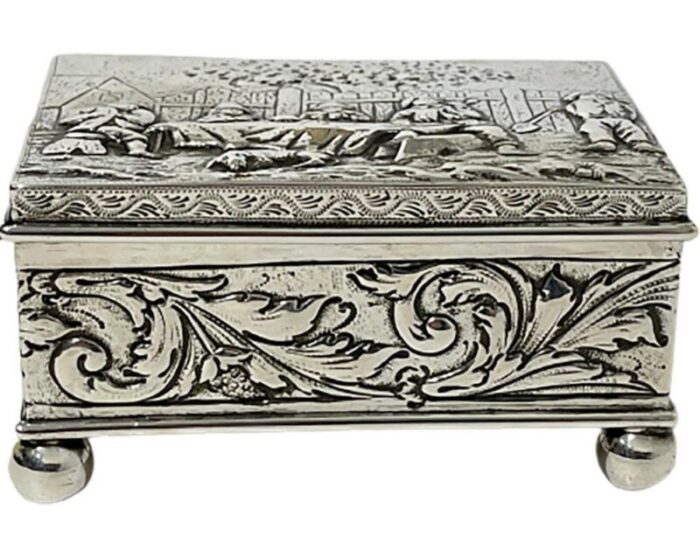 17th century silver box with scene of 5 men drinking by simon rosenau 6