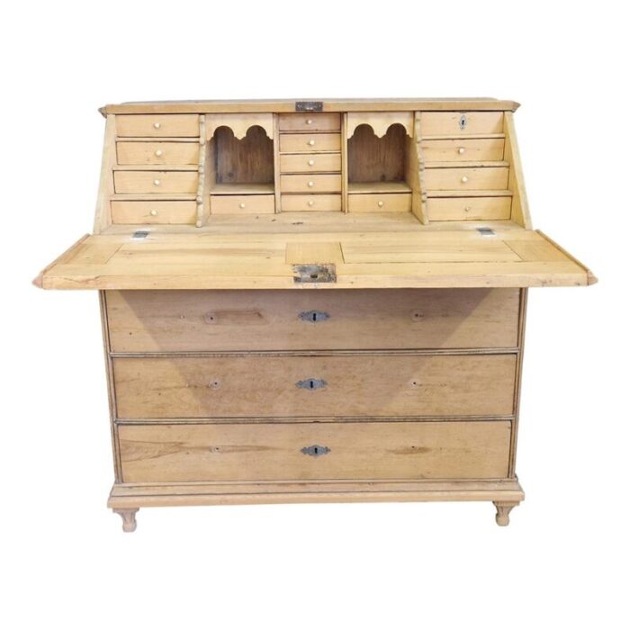 antique danish dresser in wood 3442