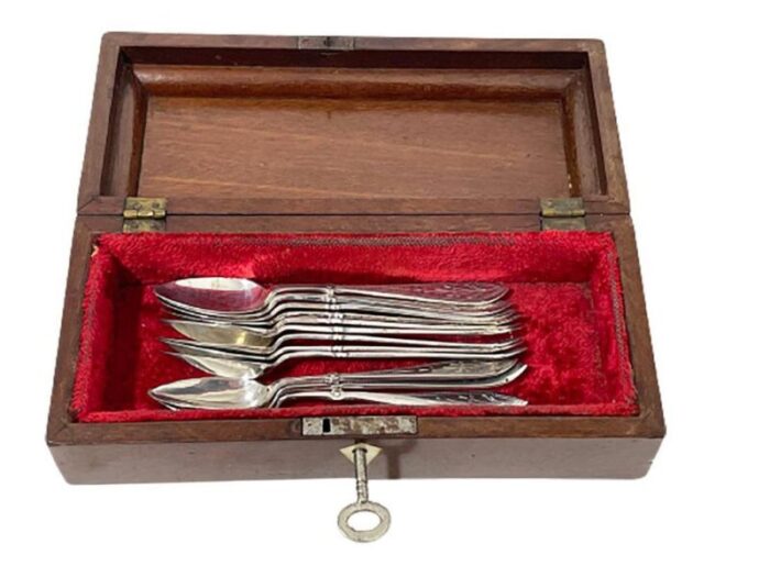 antique dutch spoon box in wood with 12 silver spoons 6