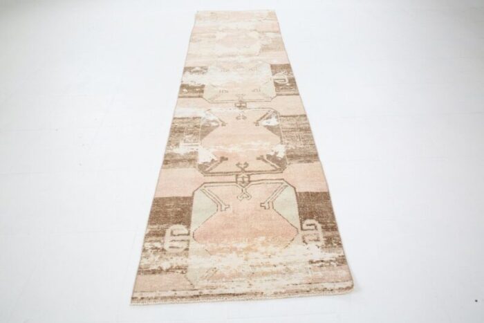 antique hallway rug in wool 3