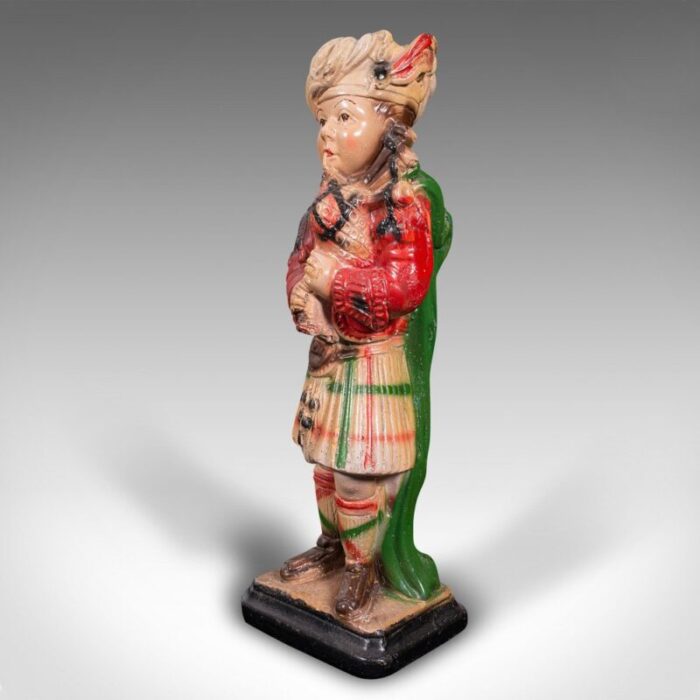 antique scottish decorative piper figure 3