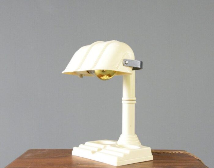 bakelite desk lamp by atlas appliance corp brooklyn 1920s 1277