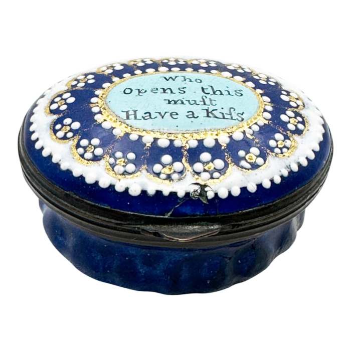 battersea bilston enamel must have a kiss motto patch box circa 1790 6194