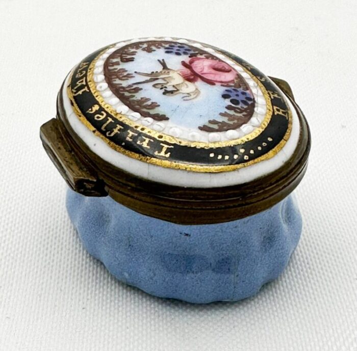 battersea bilston enamel trifles show respect motto patch box circa 1790 3314