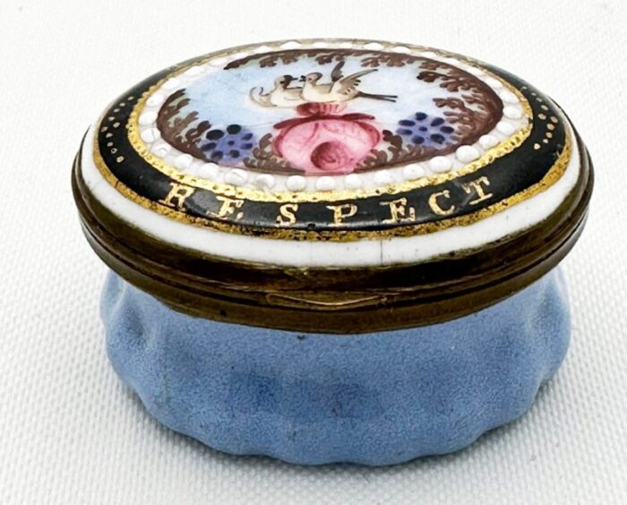 battersea bilston enamel trifles show respect motto patch box circa 1790 8771