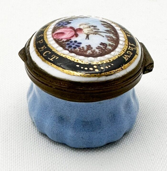 battersea bilston enamel trifles show respect motto patch box circa 1790 9078