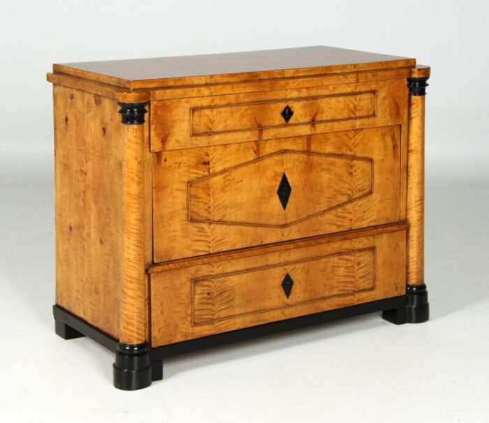 biedermeier chest of drawers 1820s 8367