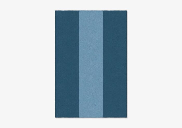 blue rectangle shape rug from marqqa 1