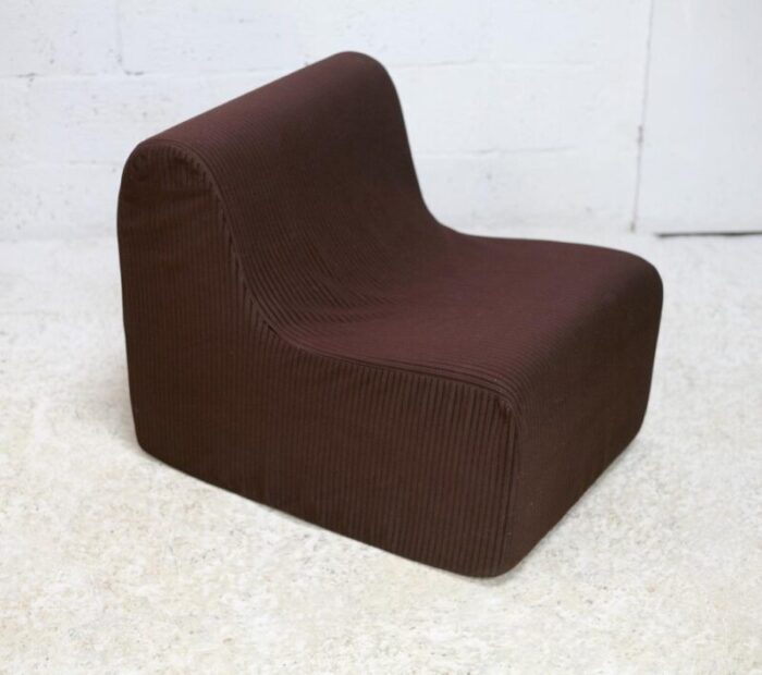 chair in foam and velvet 1970s 0155