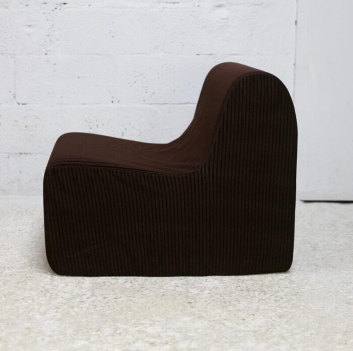 chair in foam and velvet 1970s 7362