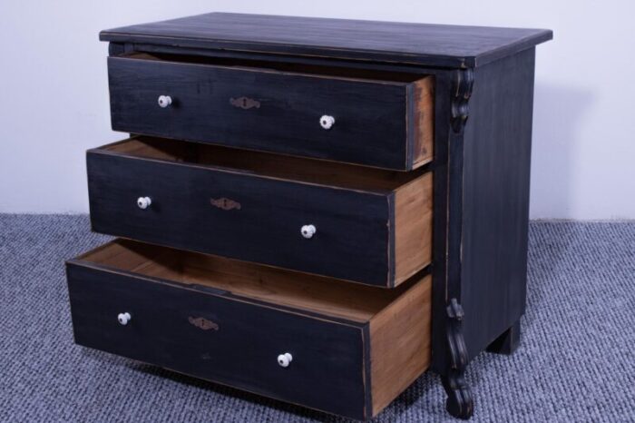 chest of drawers or commode in antique pine 1925 6801