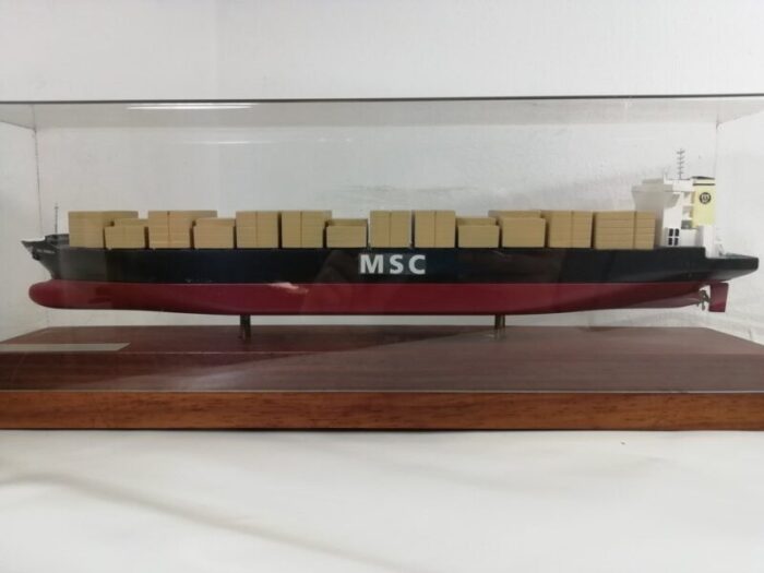 desk model rafaela ship from m s c italy 5