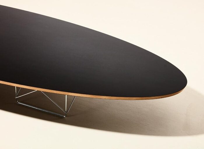 elliptical surfboard coffee table by charles and ray eames for herman miller 1951 2051 scaled