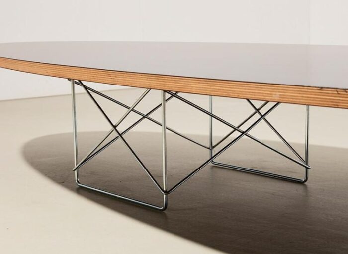 elliptical surfboard coffee table by charles and ray eames for herman miller 1951 2826