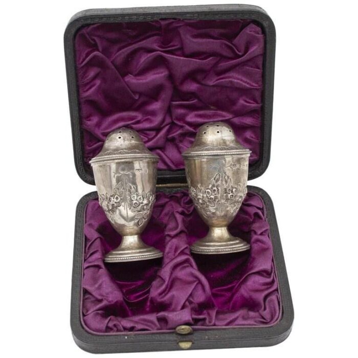 english silver salt and pepper shakers 1840s set of 2 3