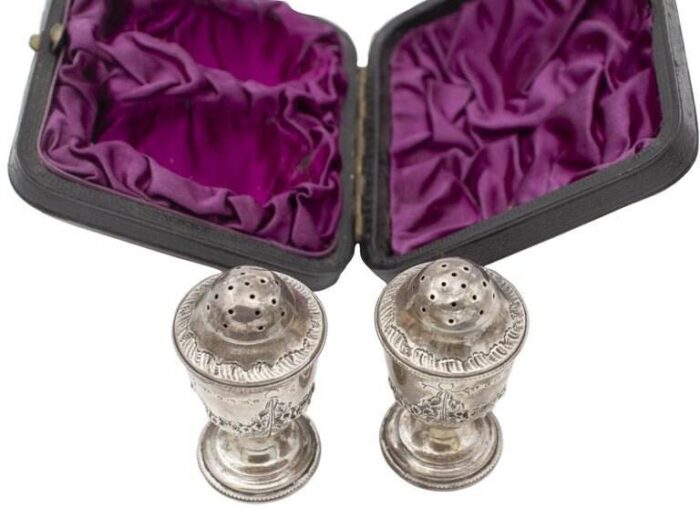 english silver salt and pepper shakers 1840s set of 2 4