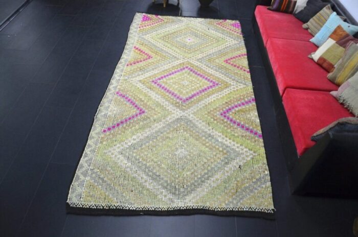 geometric pattern turkish kilim rug 1