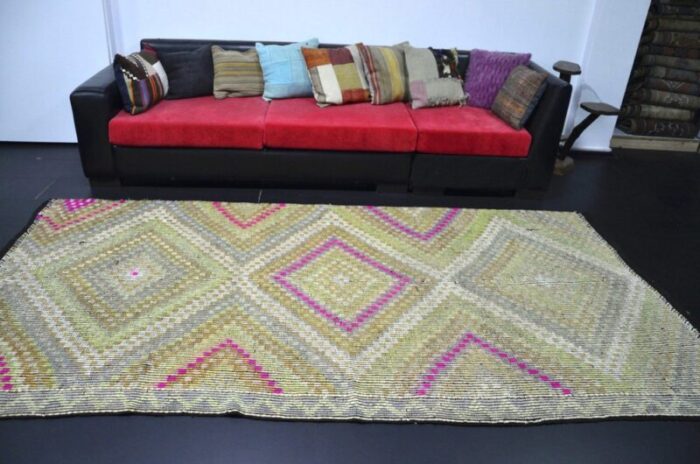 geometric pattern turkish kilim rug 4