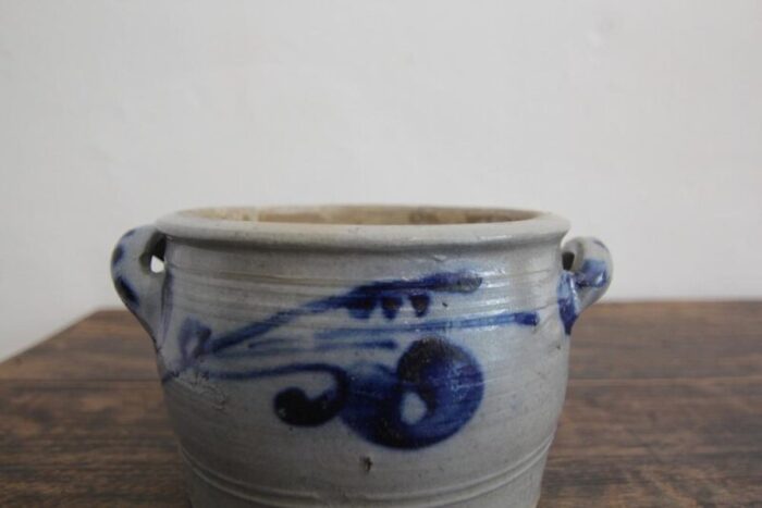 german folk art grey and cobalt blue stoneware jar 1890s 3423