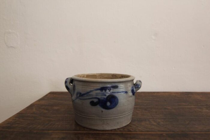 german folk art grey and cobalt blue stoneware jar 1890s 5845