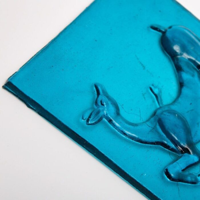 glass tile of wounded gazelle by napoleone martinuzzi for venini 6