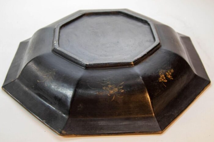 large ceramic chinese platter in black gilt hand painted octagonal shape 1940s 0234