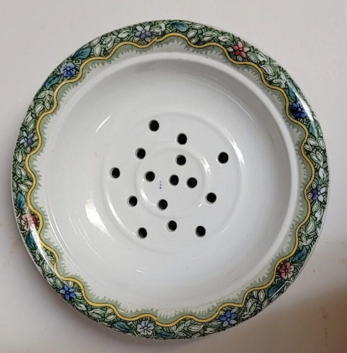 late 19th century spode copeland green chintz king pattern 3 piece bowl with pierced insert and lid 0017