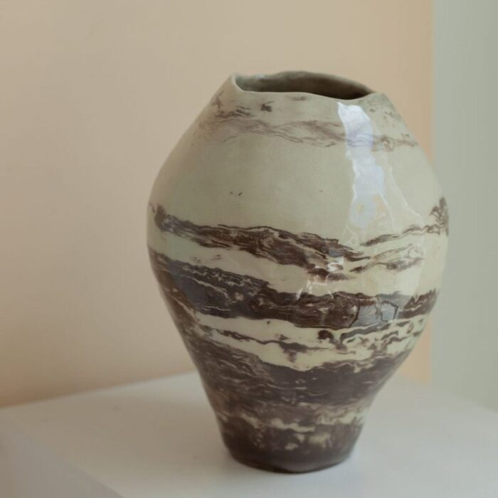 marble vase by anna grahn 1