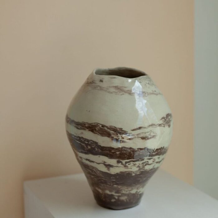 marble vase by anna grahn 2