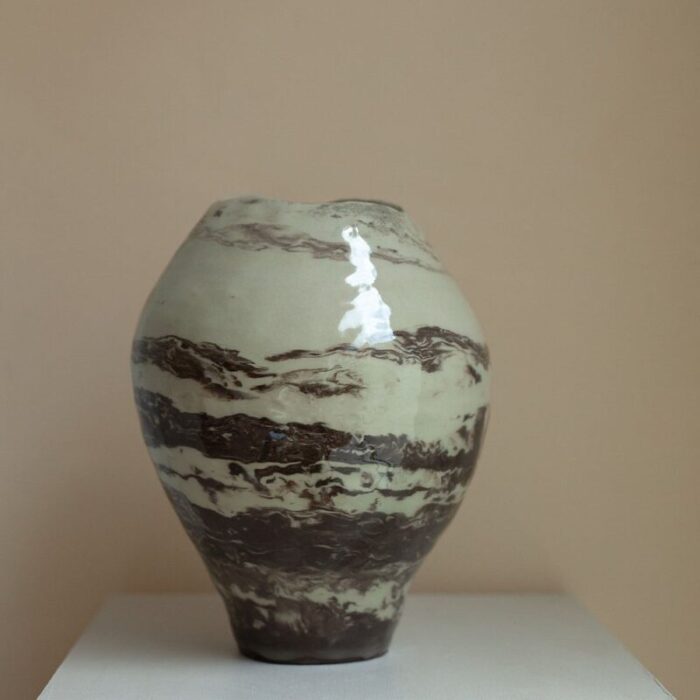 marble vase by anna grahn 3