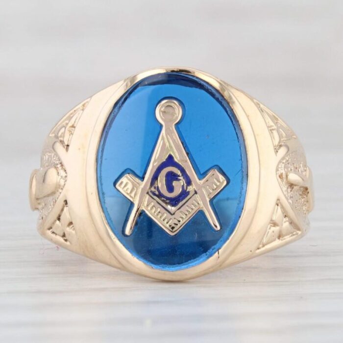 masonic signet ring lab created spinel 10k yellow gold size 775 blue lodge 0598