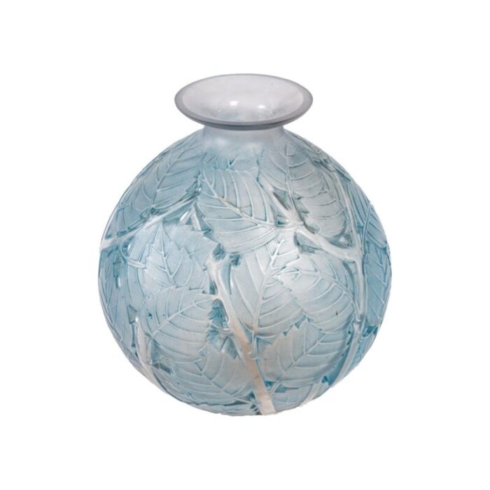 milan vase in clear glass by lalique 2