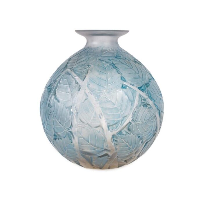 milan vase in clear glass by lalique 3