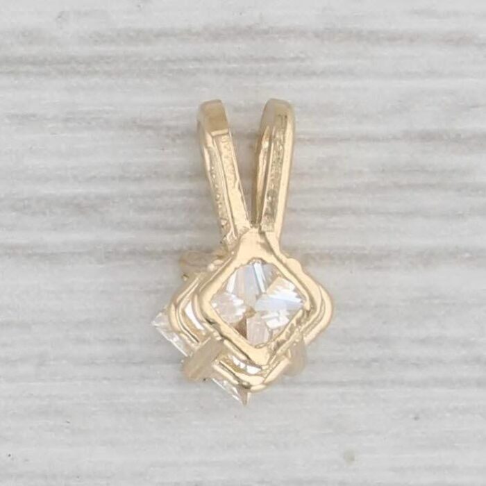 new 040ct princess diamond pendant 14k yellow gold small drop 1330