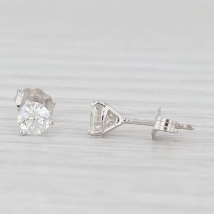 new 052ctw diamond solitaire stud earrings 18k white gold 2 pieces 9730