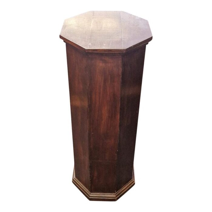 octagonal column in walnut 1920s 0635