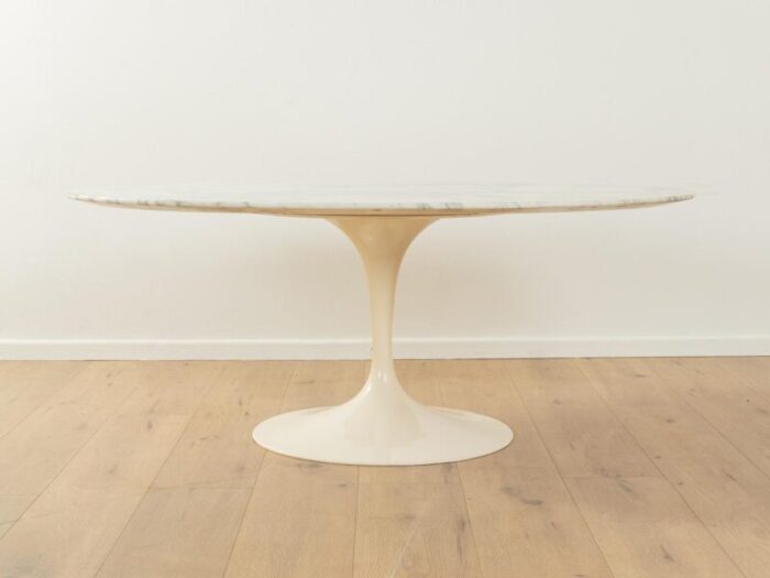 oval tulip coffee table by eero saarinen for knoll inc knoll international 0085