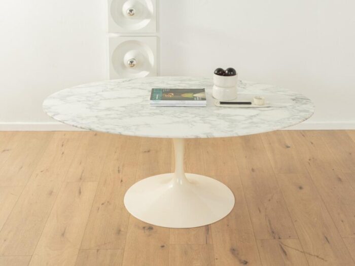 oval tulip coffee table by eero saarinen for knoll inc knoll international 0422