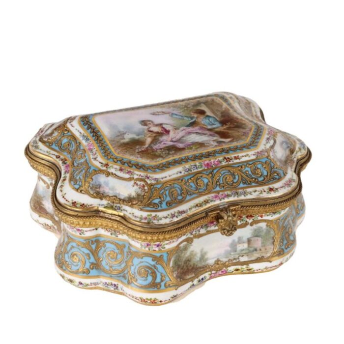 porcelain box from sevres 1