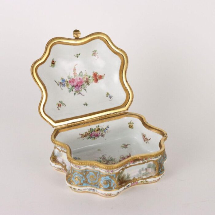 porcelain box from sevres 3