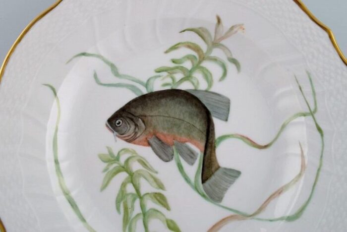 porcelain dinner plate with hand painted fish motif from royal copenhagen 2