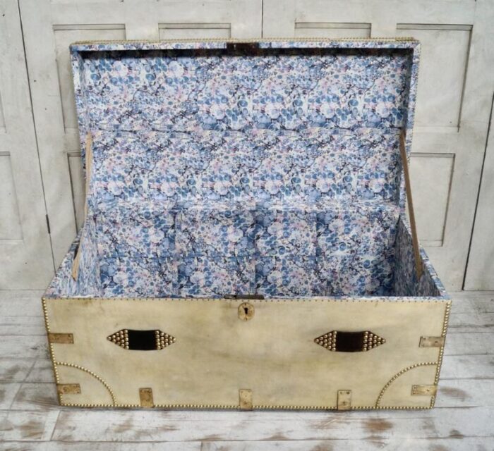 regency vellum travel trunk 1820 4195