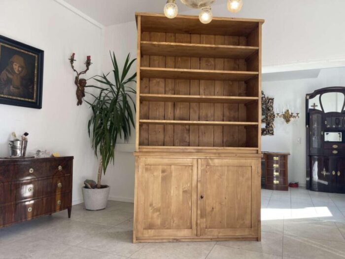 rustic cabinet with shelf in spruce 0411