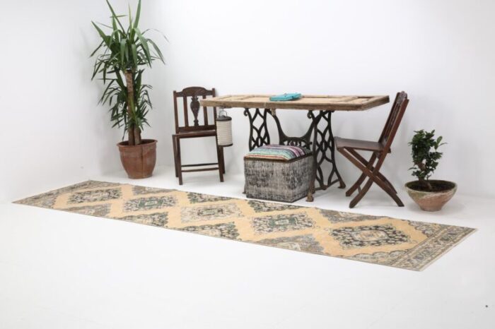 rustic runner rug in wool cotton 2