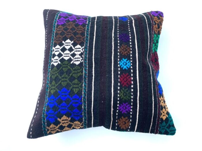 turkish kilim pillow cover 1